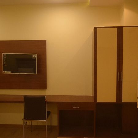 Hotel Avalon Inn Ambikāpur Екстериор снимка