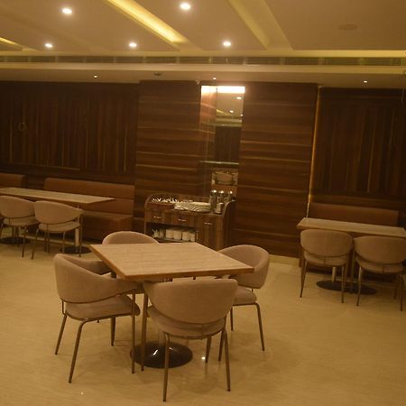 Hotel Avalon Inn Ambikāpur Екстериор снимка