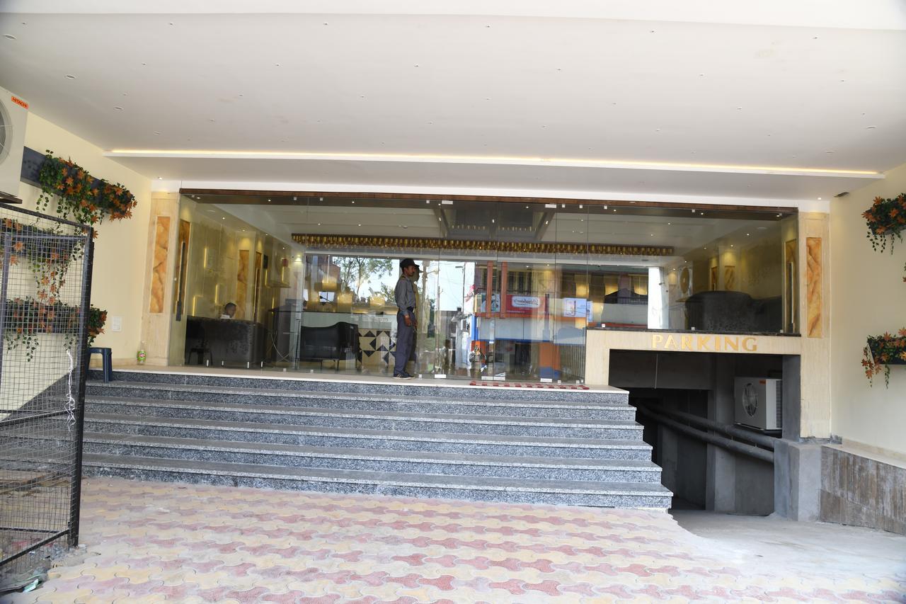 Hotel Avalon Inn Ambikāpur Екстериор снимка